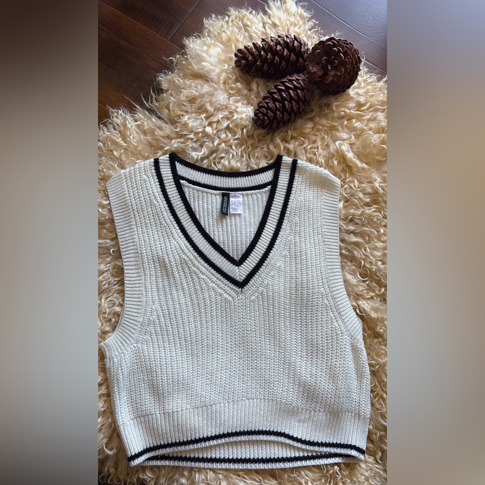H&M Cream V-Neck Sweater Vest with Black Trim